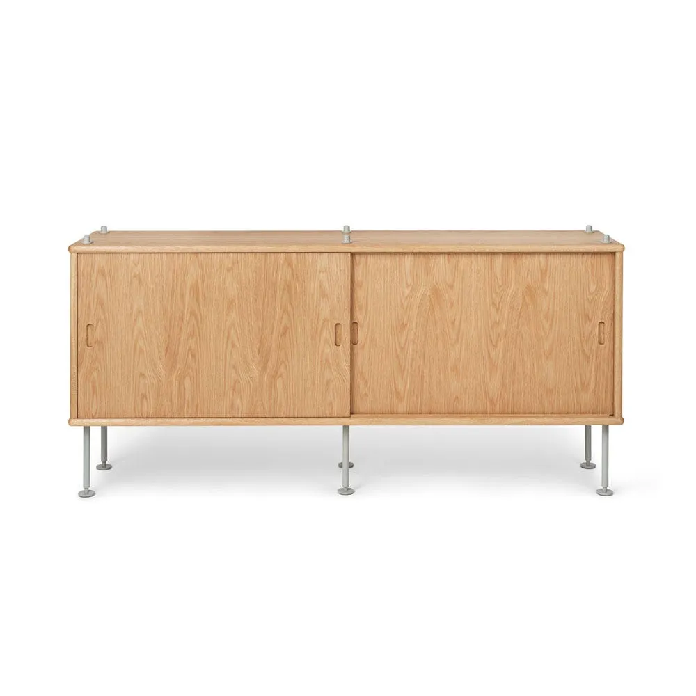 Carl Hansen & Son BM0253 SHELVING CABINET Oiled Oak Oak Door Grey Legs 150x69cm 3