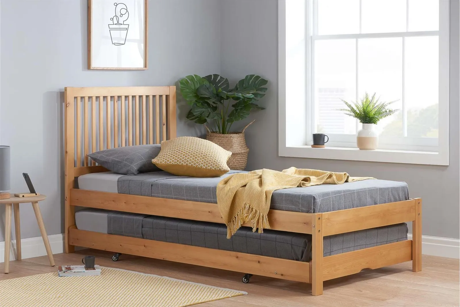 Birlea Pine Wood Guest Bed 2 mattresses Buxton Trundle Frame Hideaway Stop Over in Light Brown 3
