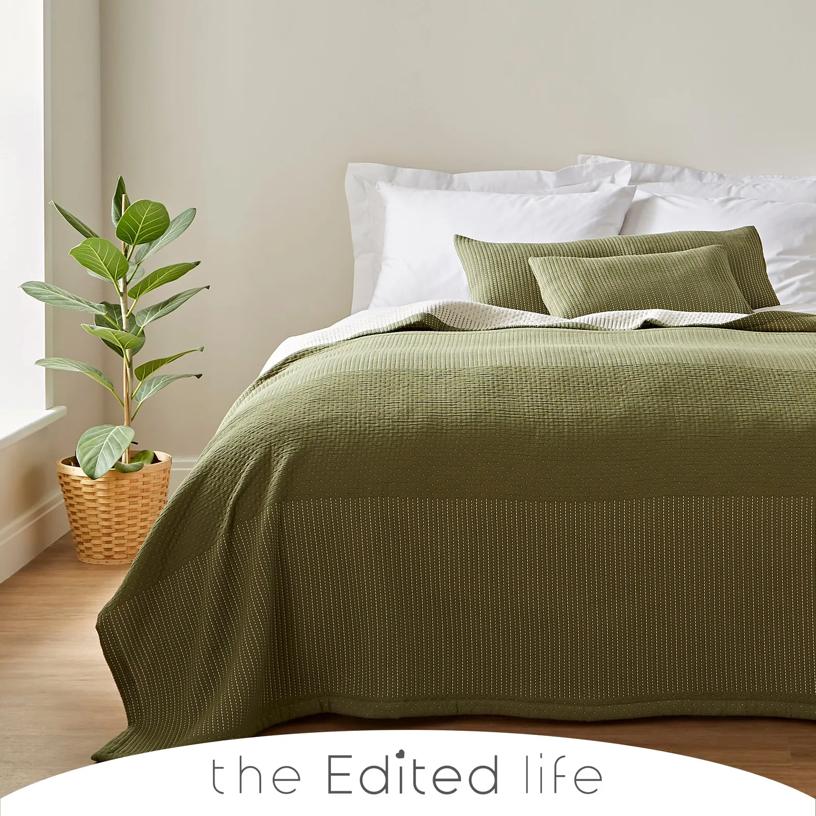 Silas 100% Organic Cotton Throw Green