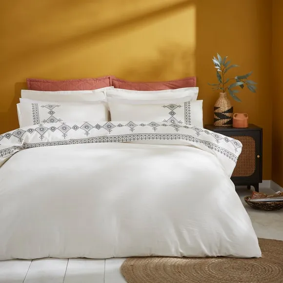 Embroidered Inca 100% Cotton Duvet Cover and Pillowcase Set 1