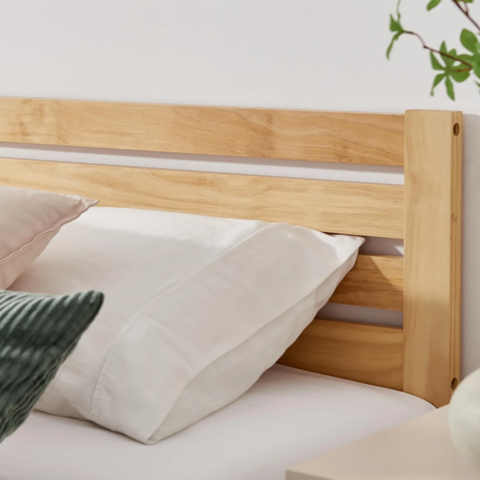 FurnitureboxUK Declan Solid Pine King Size Bed Frame in Light Oak 3