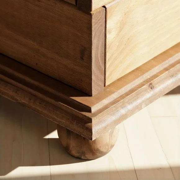 Corona Storage Trunk, Pine 6