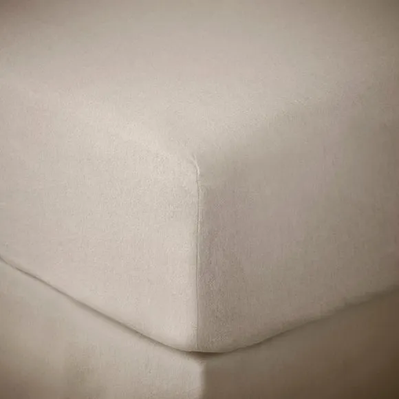 Soft & Cosy 100% Brushed Cotton Fitted Sheet 2