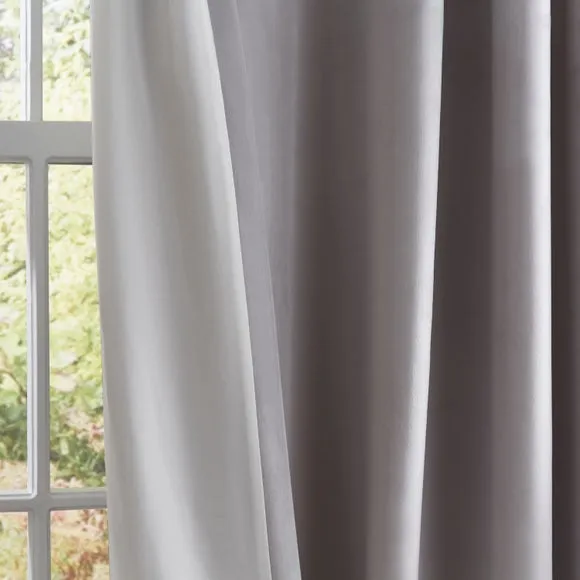 Luxe Velour Eyelet Curtains (Blackout Available) 5
