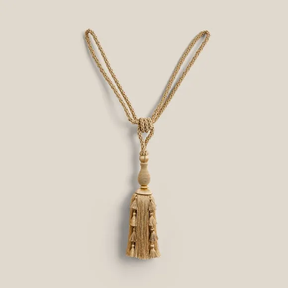 Linton Curtain Tieback 3