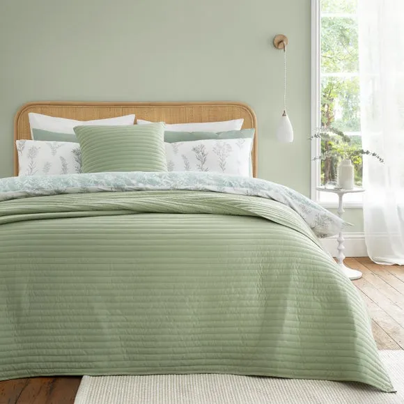 Bianca Quilted Lines Bedspread 1