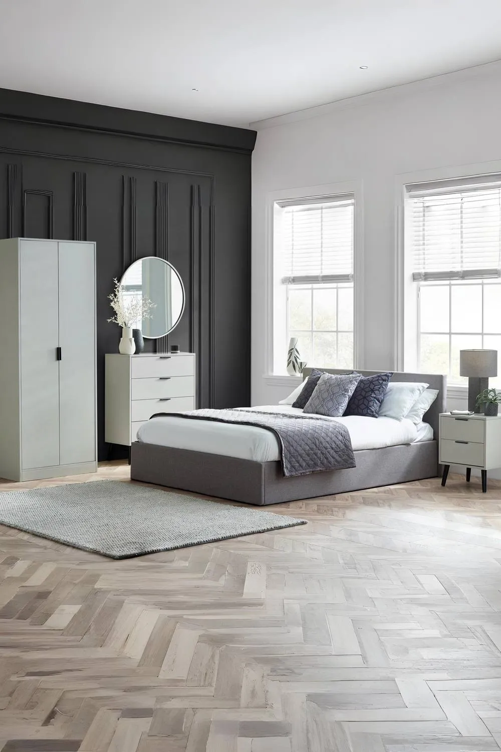 Julian Bowen Alba 4 Drawer Chest in Grey 2