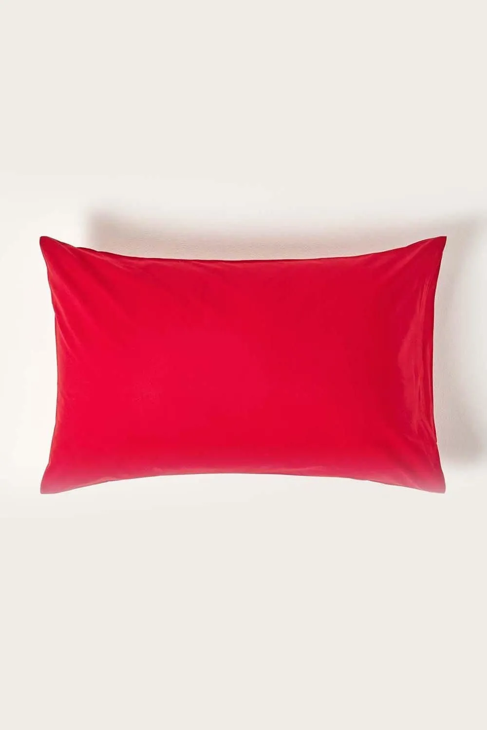Homescapes Egyptian Cotton Housewife Pillowcase 200 TC, Standard Size in Red 1