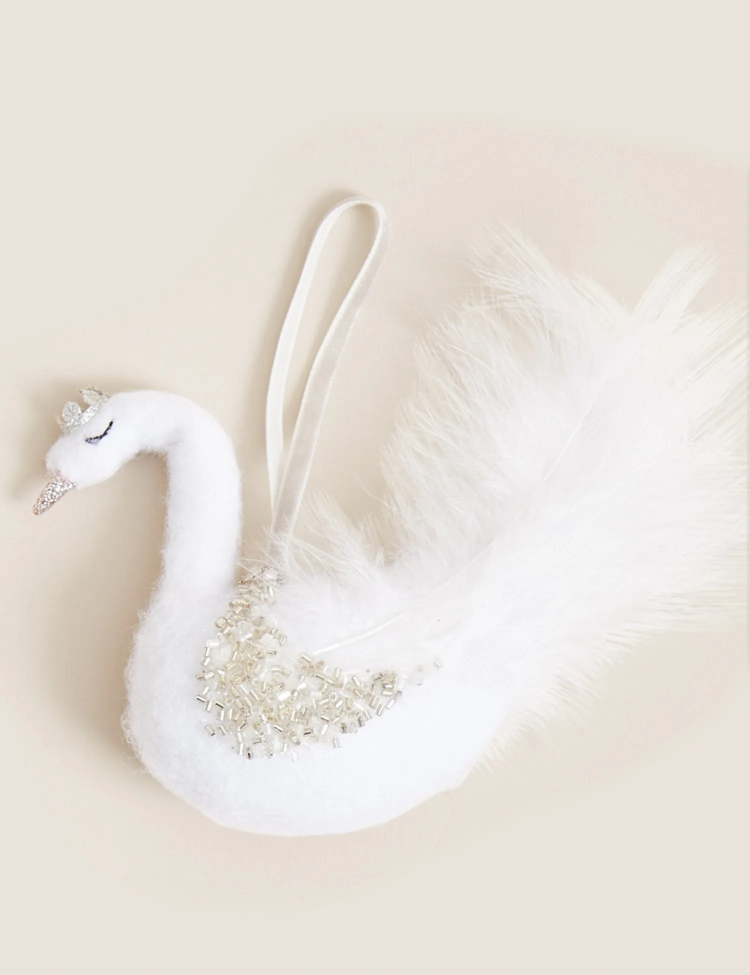 M&S Luxury Hanging Swan Decoration