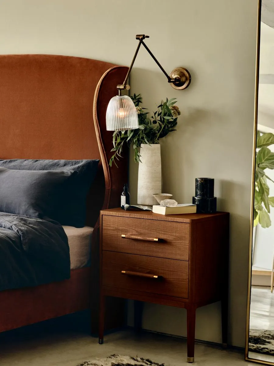 Benny Wall Light, Adjustable Arm