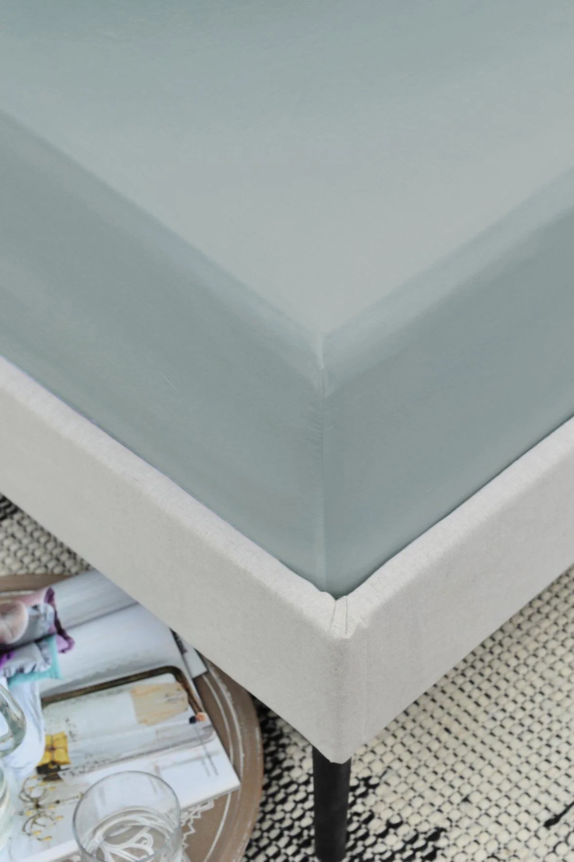 200 Thread Count Cotton King Fitted Sheet
