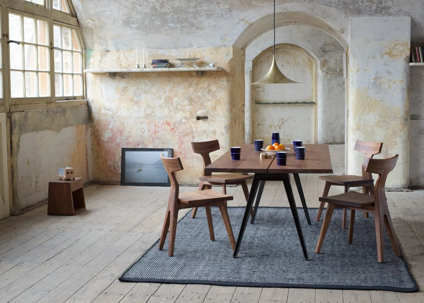 De La Espada Welles Large Dining Table Danish Oiled Walnut 1