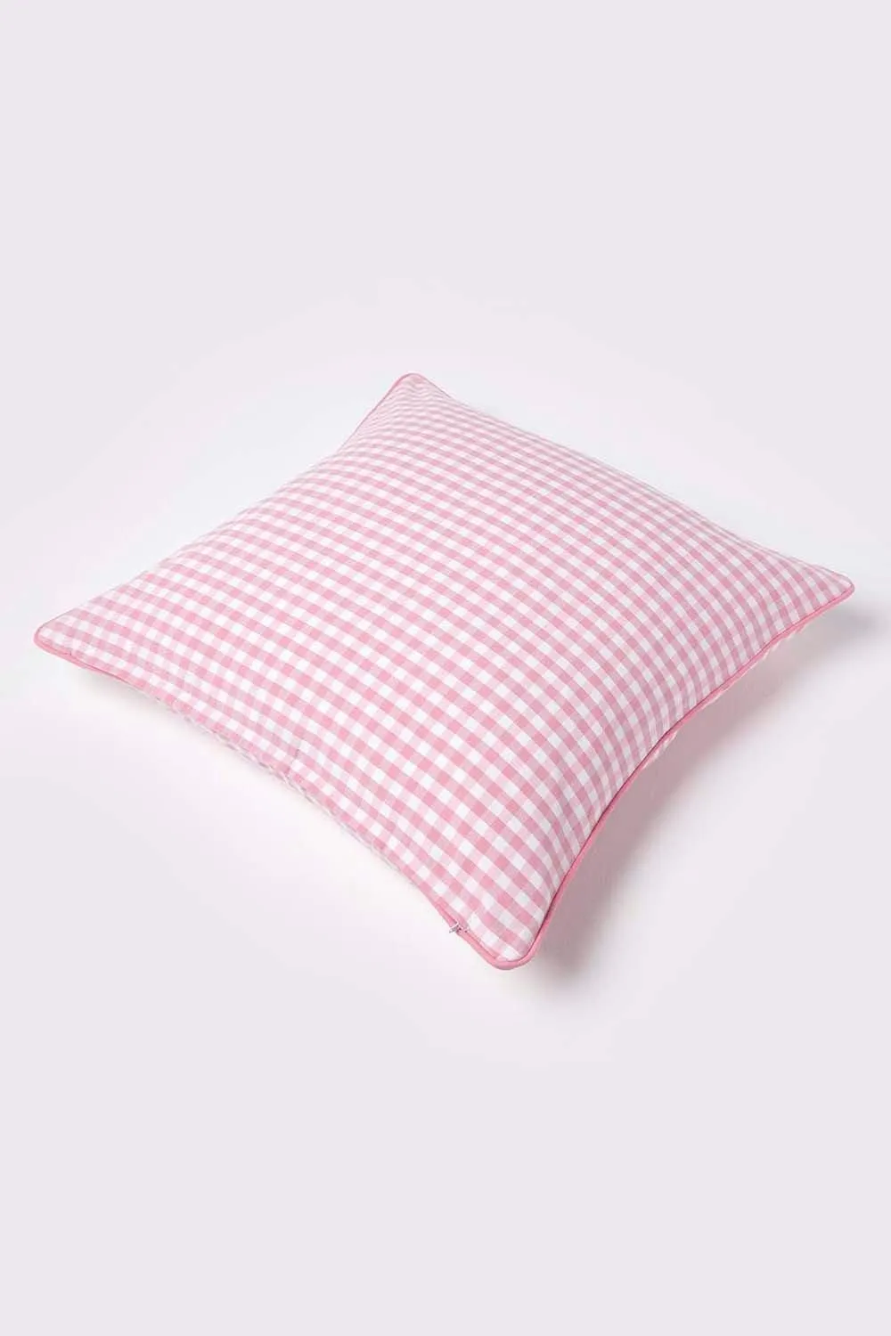 Homescapes Cotton Gingham Check Cushion Cover in Pink 4