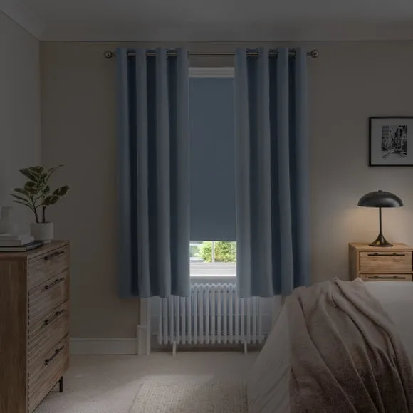 Luna Blackout Roller Blind 6