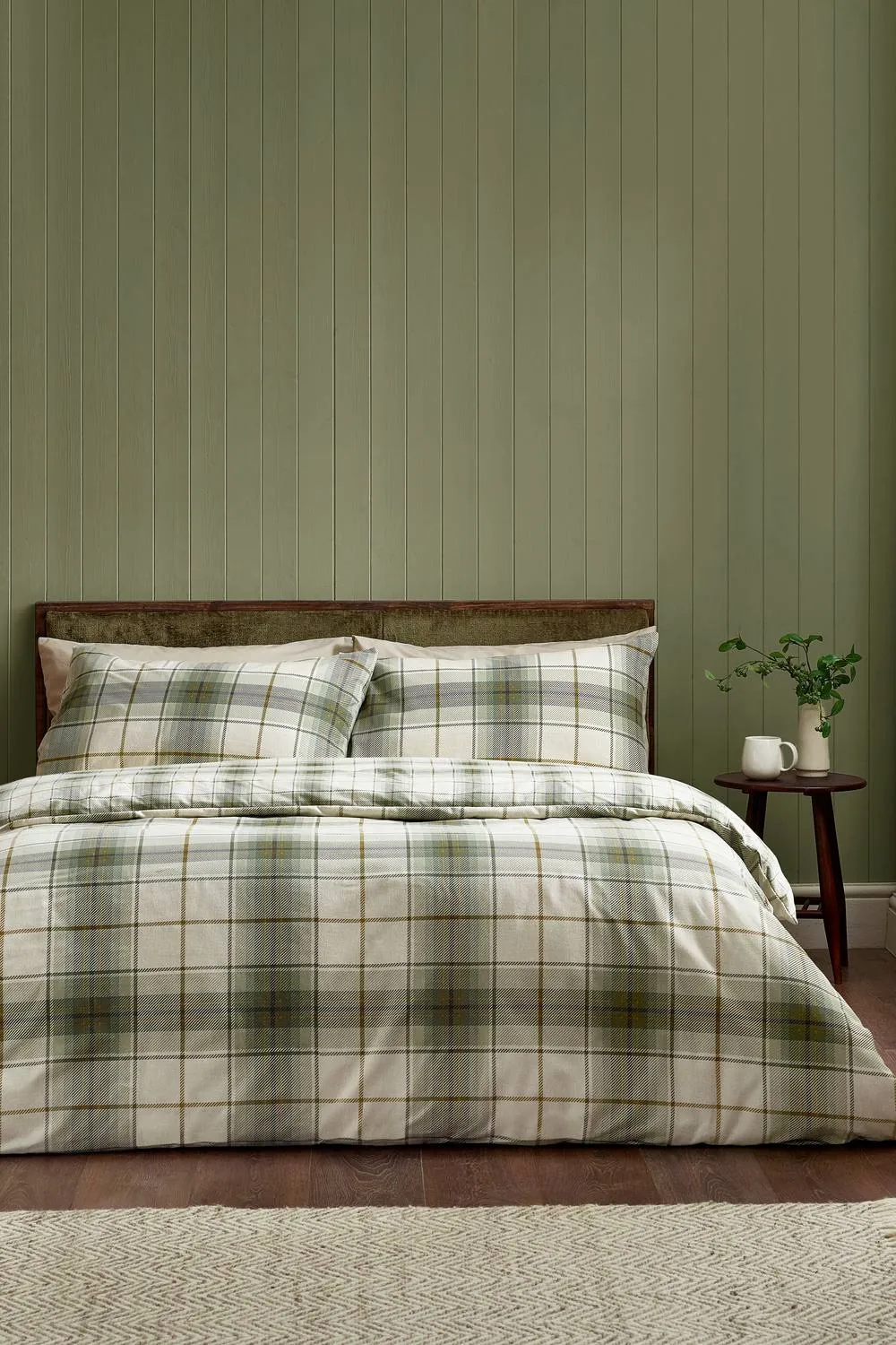 Catherine Lansfield Brushed Troon Check Duvet Cover Set in Green
