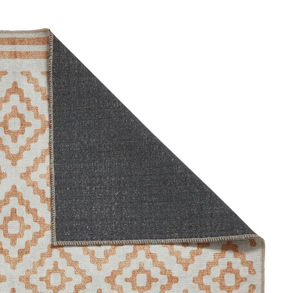 Coral Diamond Rug 3