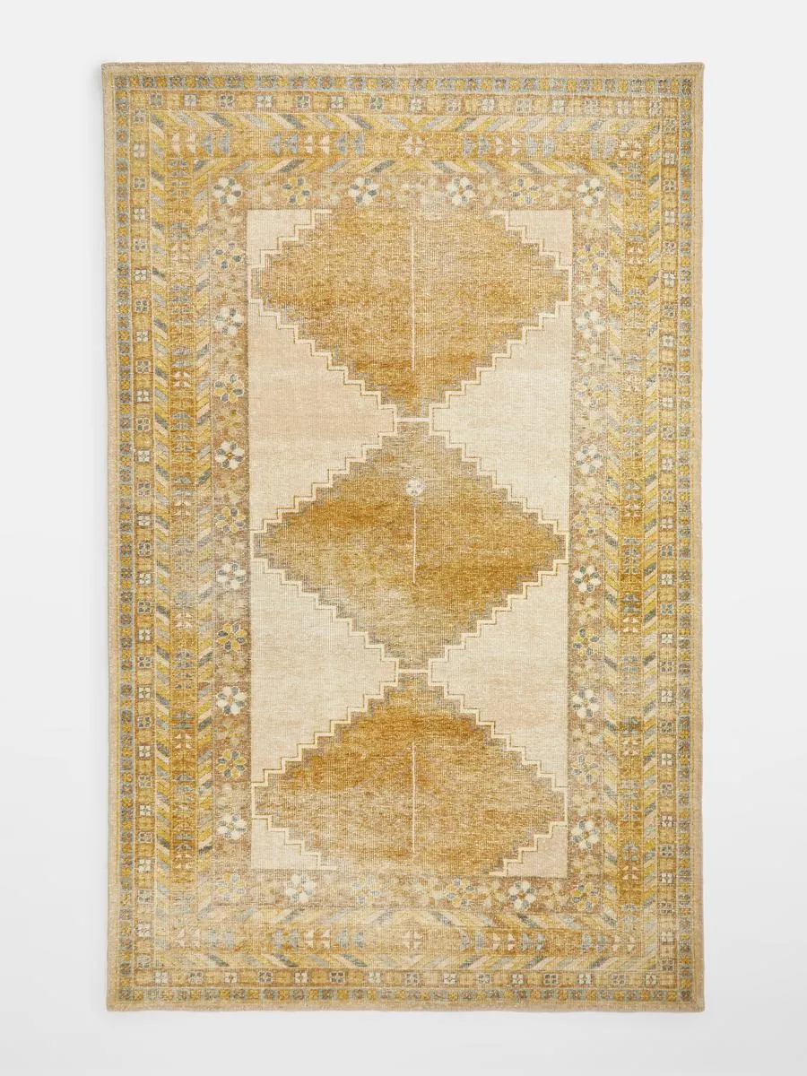 Basri Rug, 200 x 300cm