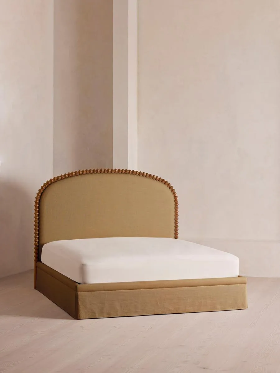 Mika Bed, King, Linen, Wheat